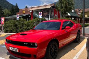 DODGE CHALLENGER GT AWD