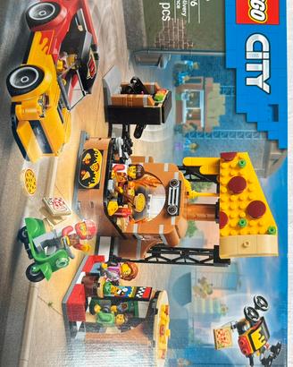 LEGO City Centro Pizze 60496 nuovo