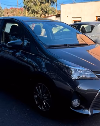 Toyota Yaris 1.4 D-4D 5 porte Lounge