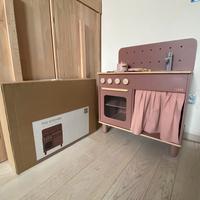 Cucina gioco in legno della FLEXA