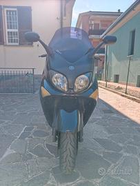 Yamaha T Max 500