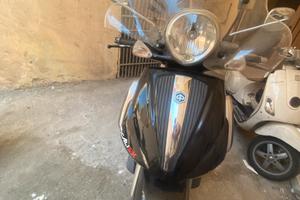 Piaggio Beverly Tourer 300