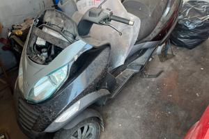 Piaggio MP3 per ricambi