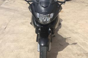 Honda DEAUVILLE 700 Abs - 49000 Km