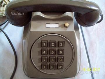 Telefono a tastiera italtel