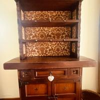 Mobile in legno massiccio