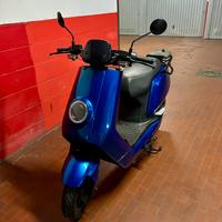 Niu - scuter 50 cc