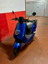 Niu - scuter 50 cc