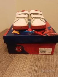 Scarpe bimbo Adidas Marvel 