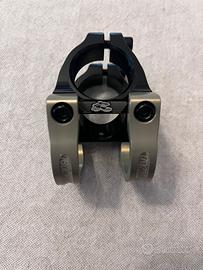 Attacco manubrio renthal alpex 35