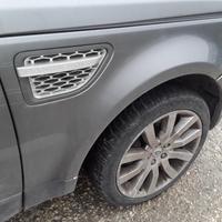 PARAFANGO ANTERIORE DESTRO LAND ROVER Range Rover