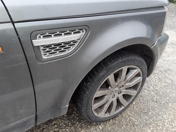 PARAFANGO ANTERIORE DESTRO LAND ROVER Range Rover