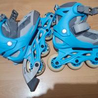 Rollerblade con casco e accessori bambini