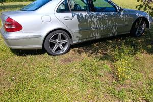 MERCEDES E CLASSE 220 TDI