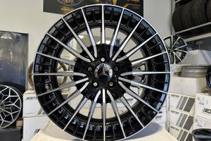 Cerchi NUOVI Mercedes raggio 21 cod.8932