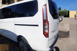 FORD TORNEO CUSTOM 9 POSTI