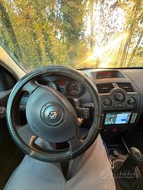 RENAULT MEGANE 2