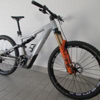 FOCUS SAM2 6.9 Anno 2024 MTB Assistita