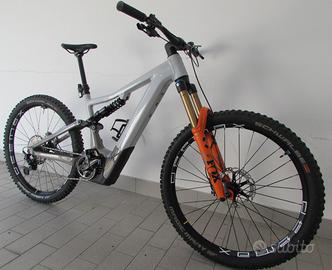 FOCUS SAM2 6.9 Anno 2024 MTB Assistita