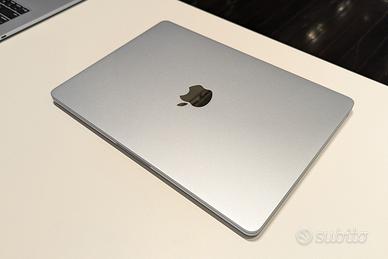 Macbook Pro M5 14" Silver