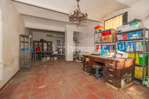 negozio vicinanze parco ferrari