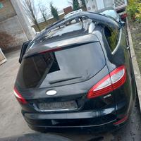 fanali anteriori e posteriori ford mondeo del 2010