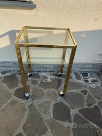 Splendido carrello in ottone due ripiani ‘70