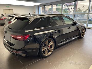 Audi RS4