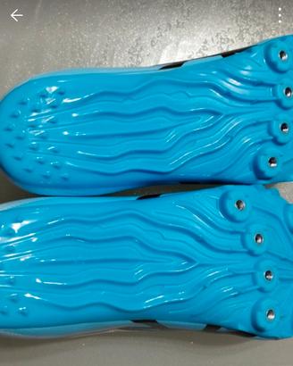 scarpe chiodate 