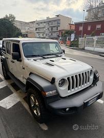 Jeep Wrangler Unlimited 2.2 Mjt II Sahara 5 PORTE