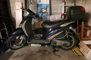 Liberty 200 piaggio motociclo anno 2007 km 21700