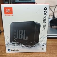 JBL GO essential