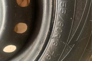 Gomme e cerchi Fiat da 13 perfetti
