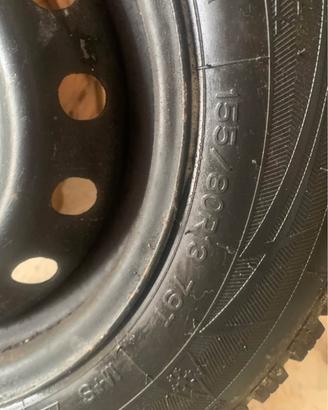Gomme e cerchi Fiat da 13 perfetti