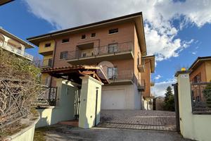 3 LOCALI A L'AQUILA