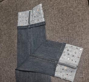 Jeans con strass
