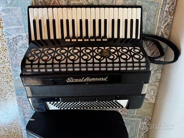 FISARMONICA ROYAL STANDARD 120 BASSI