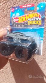 hotwheels Mega wrex monster trucks  