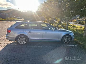 Audi A4 S-line