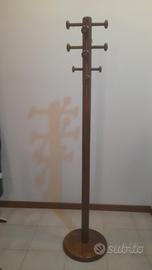 attaccapanni in legno