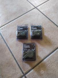 Stock 3 fischietti Mil-tec 