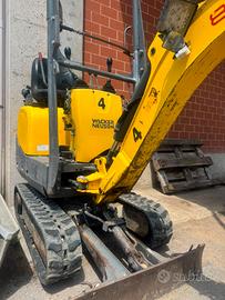 miniescavatore neuson 803