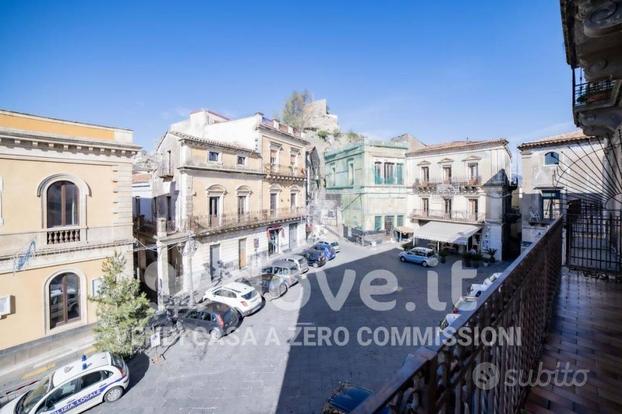 Appartamento Piazza Lauria, snc, 95012, Castiglion