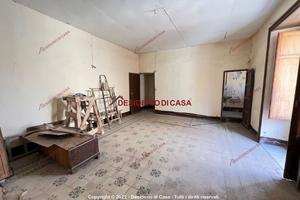 Casa, Termini Imerese.