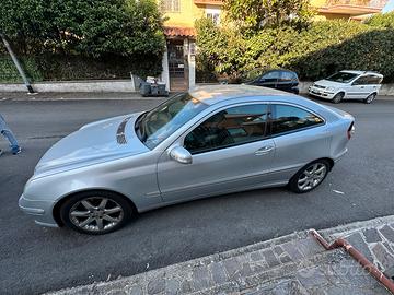 Mercedes c 220 sport coupe’