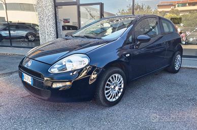 Fiat Punto 1.2 8V 3 porte Street