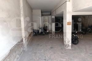 Box/Posto auto Portici [Cod. rif 3275468VRG]