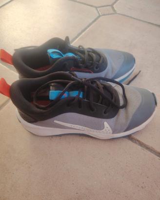 Nike sneakers 37,5 grigio/nero quasi nuove