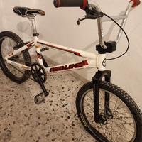 BMX REDLINE 