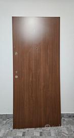 Pannello per porta di ingresso 